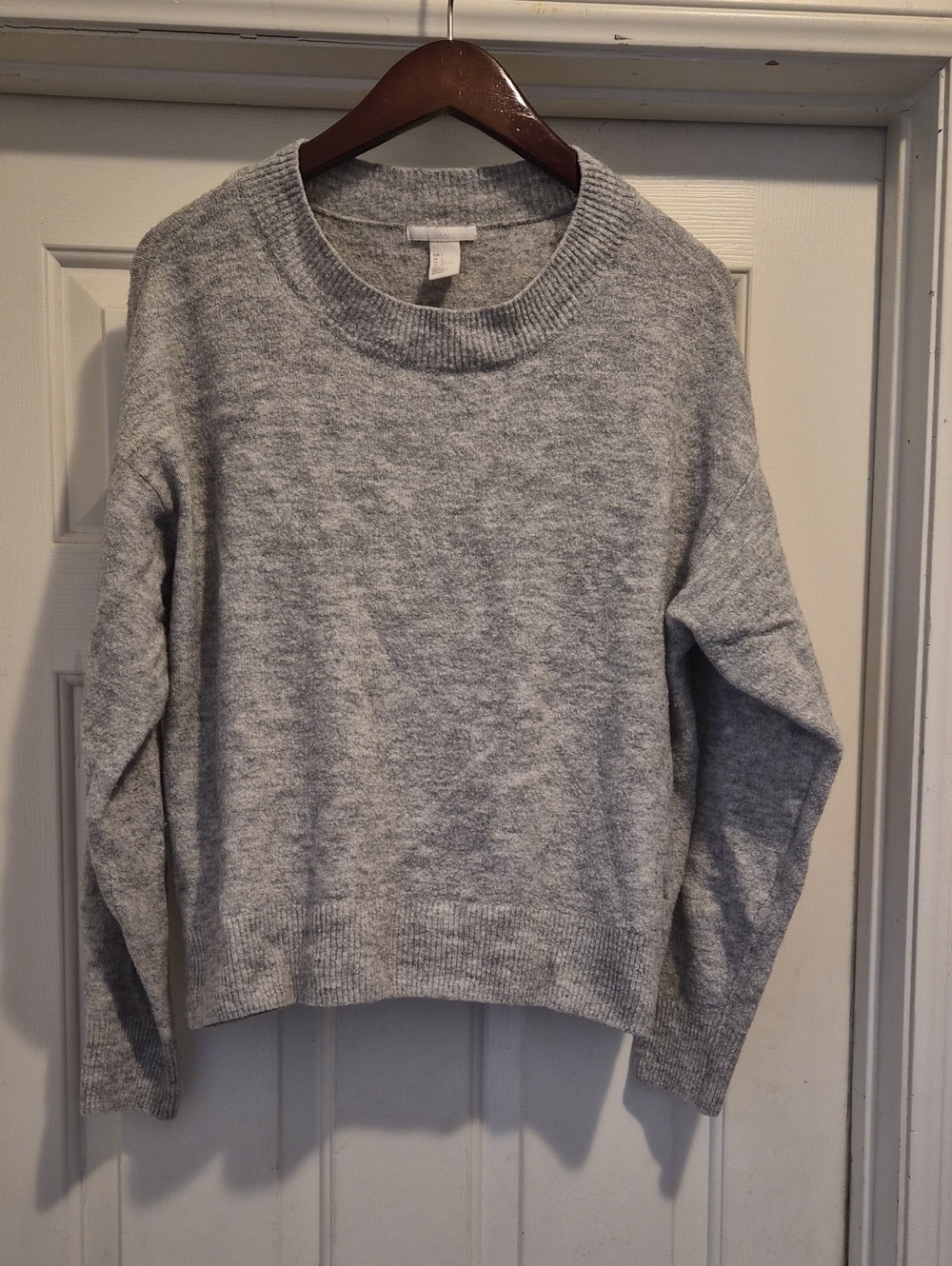 H&M Light Gray Crewneck Sweater